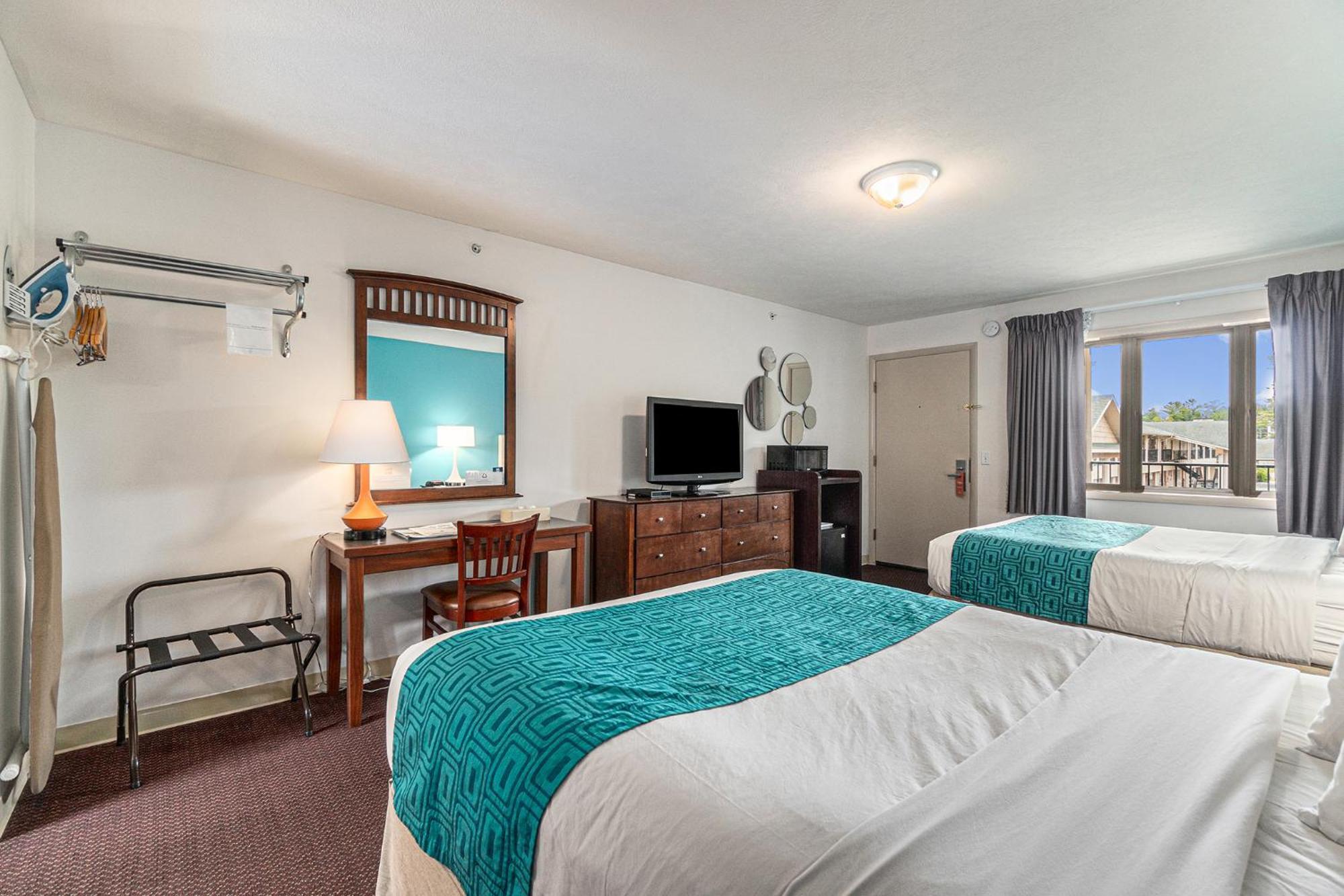 ฮาวเวิร์ด จอห์นสัน บาย วินด์แฮม ทราเวิร์สซิตี้ Hotel ภายนอก รูปภาพ